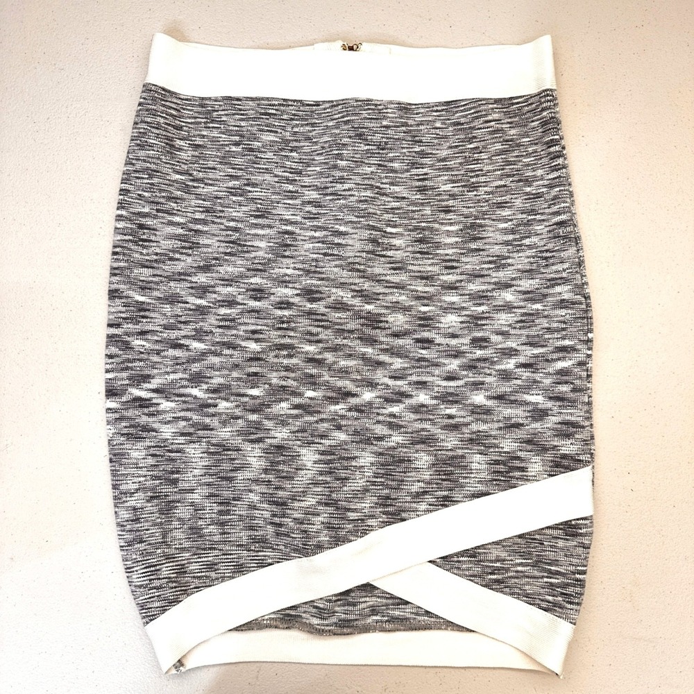 Bebe Y2K Textured Mini Skirt Small Gray White Crossover Hem Bodycon NWT Y2K